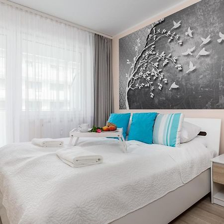 شقة كولوبرزيغ  في Blizej Morza II Apartament Z Garazem By Renters المظهر الخارجي الصورة
