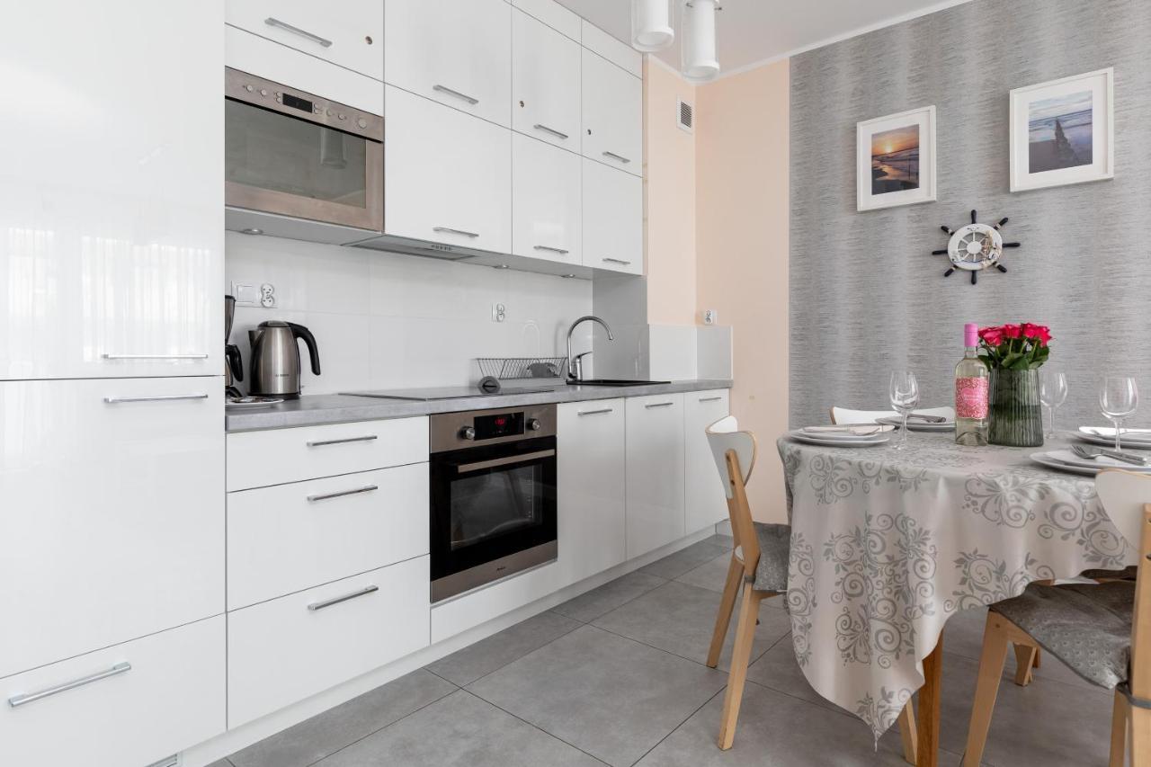 شقة كولوبرزيغ  في Blizej Morza II Apartament Z Garazem By Renters المظهر الخارجي الصورة
