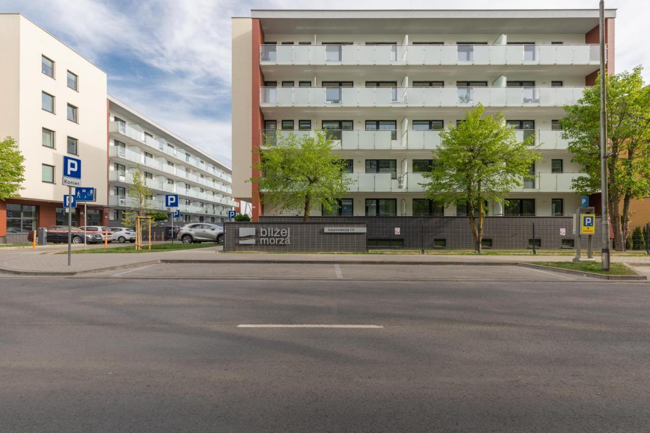 شقة كولوبرزيغ  في Blizej Morza II Apartament Z Garazem By Renters المظهر الخارجي الصورة
